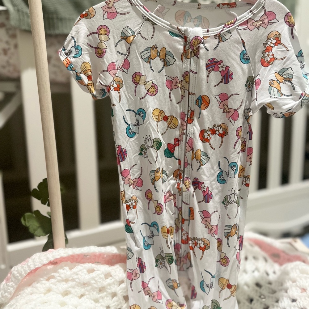 Disney Bamboo Shortie NWOT